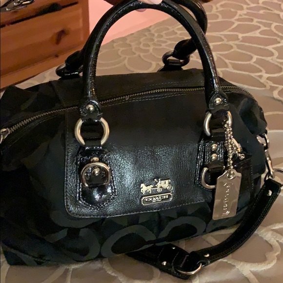 Coach Handbags - Coach handbag